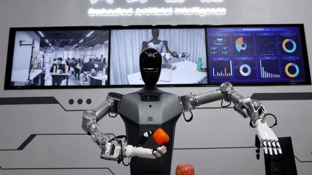 İnsana benzeyen robotlar 3 yıl içinde evlerimizde