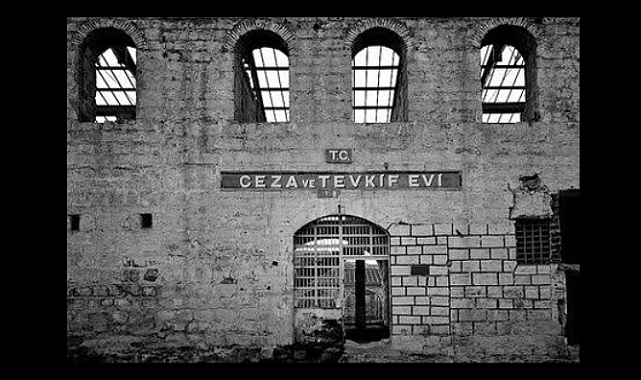 Bir Dönemin Korkulu Rüyası: Diyarbakır Cezaevi'nin Karanlık Geçmişi Aydınlanacak