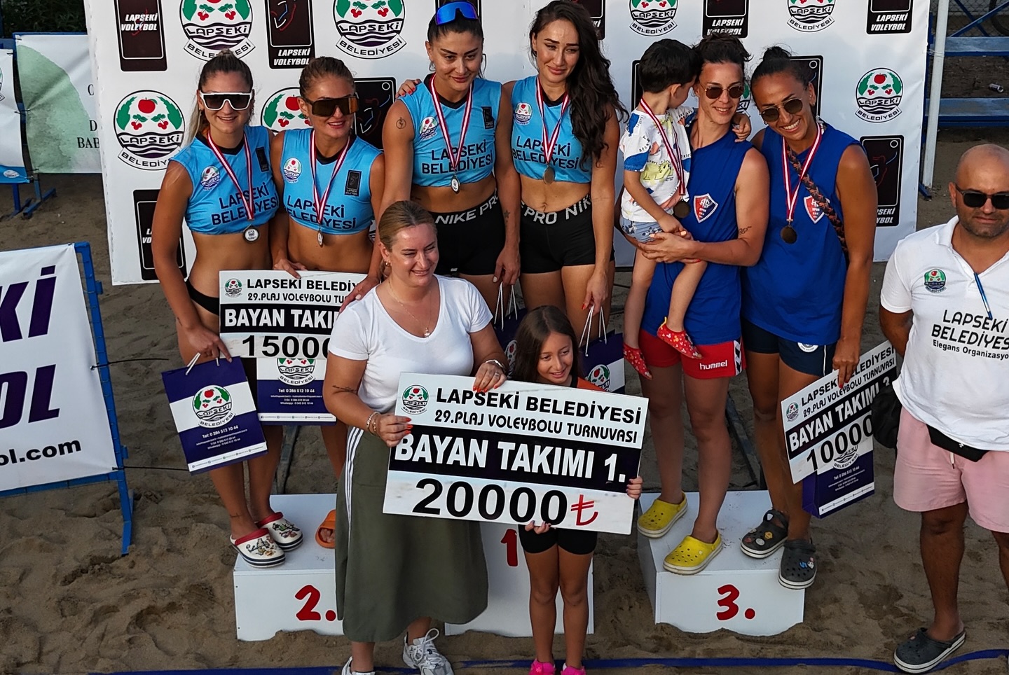 Lapseki  Voleybol Turnuvası tamamlandı