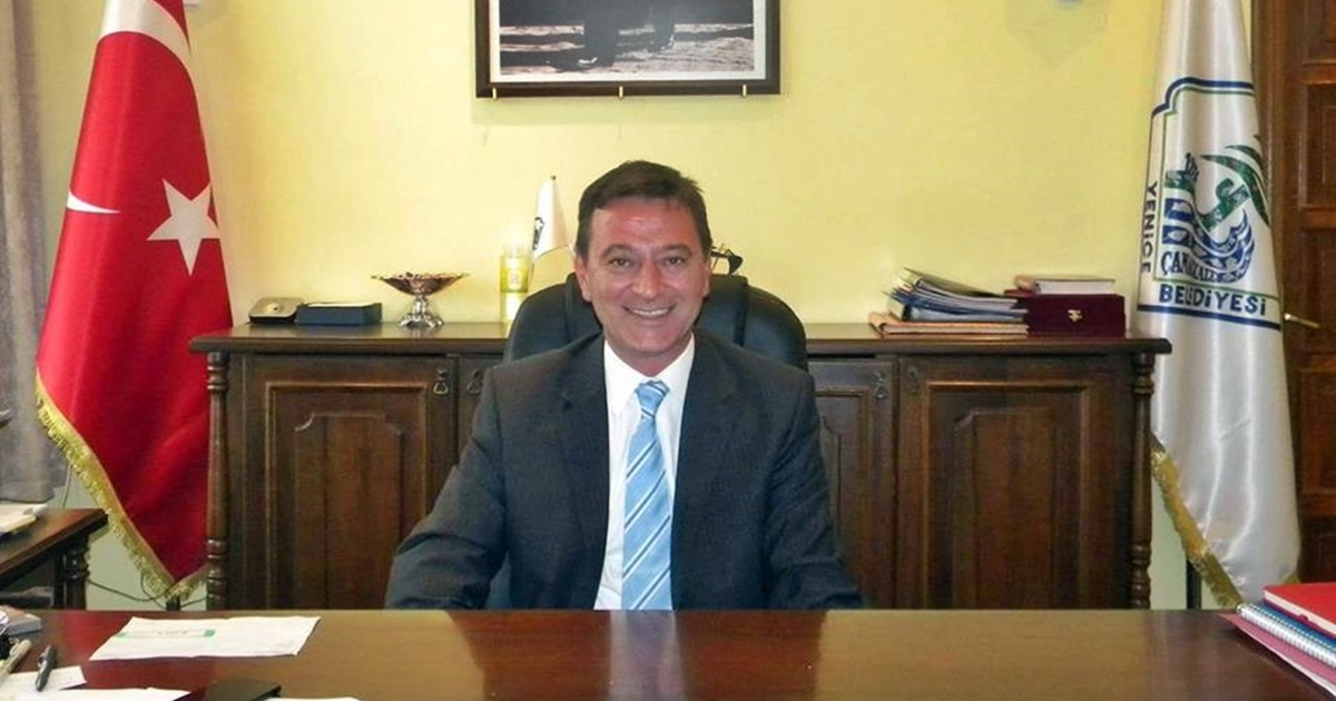 Acar üç dönem kuralına takıldı