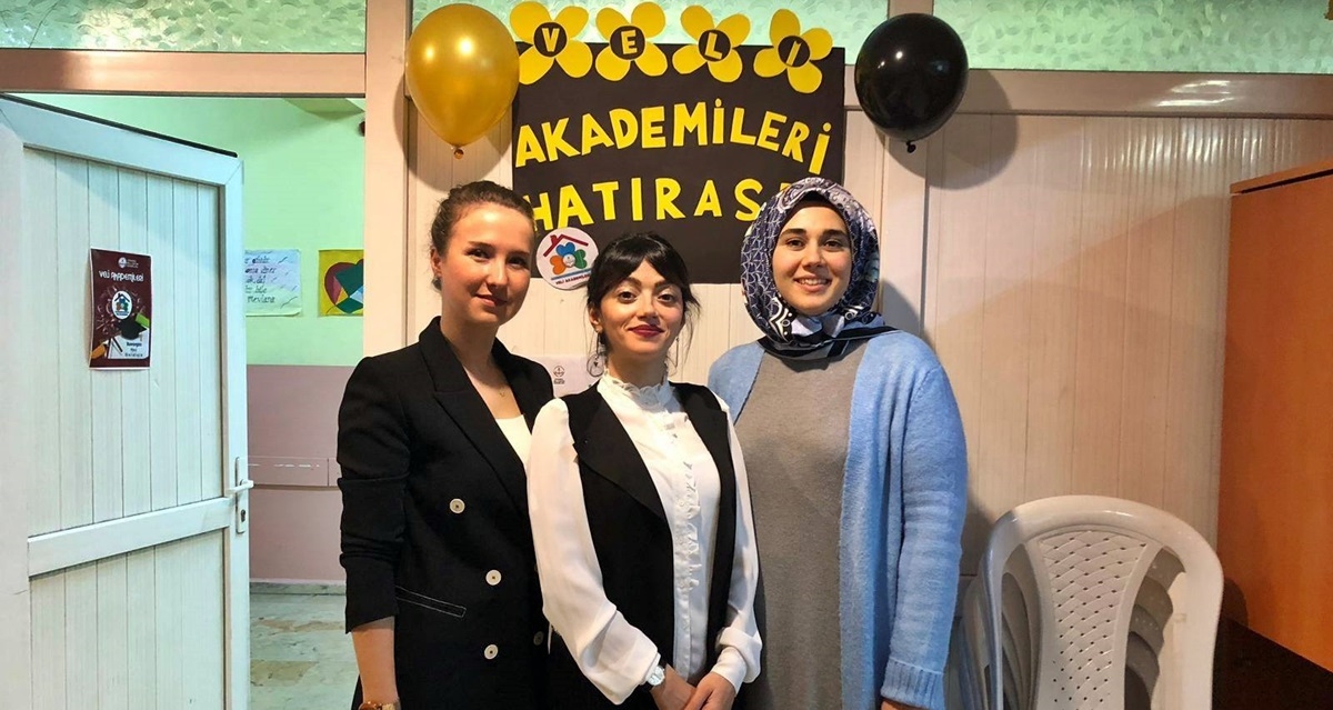 Bu sefer anne, babalar ders yaptı