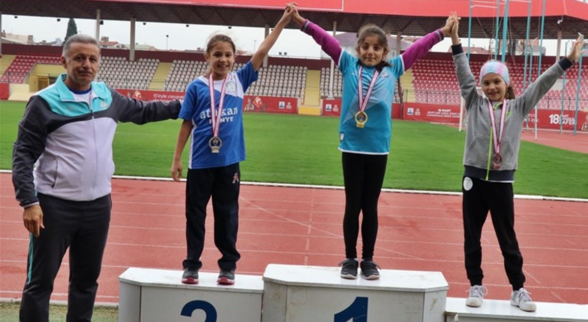 Canım Öğretmenim atletizm yarışmaları yapıldı