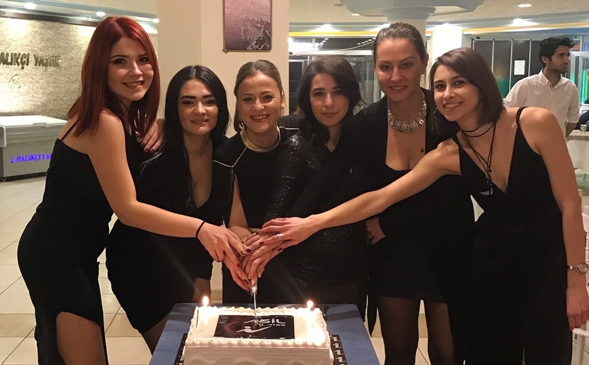 Asil Pilates üyelerinin yılbaşı coşkusu