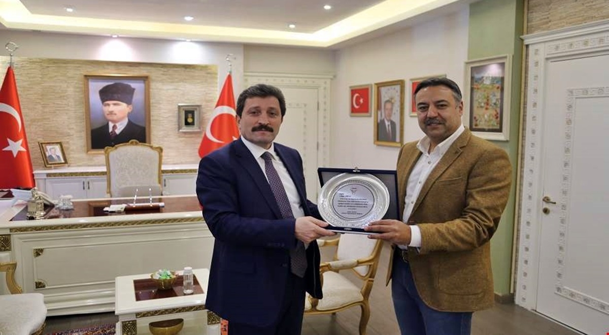 Valiye teşekkür ziyareti