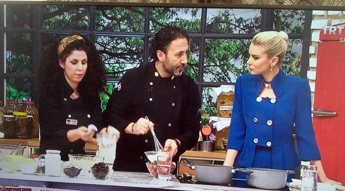 TRT’ye konuk oldular