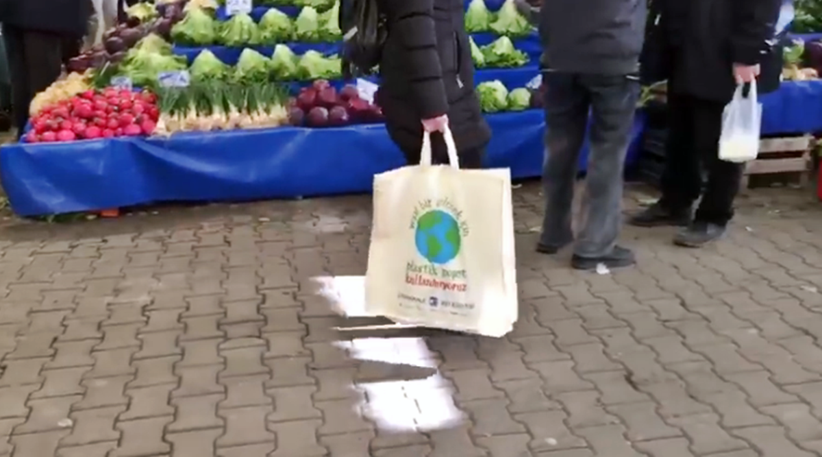 Bez çantalarınız sizi bekliyor