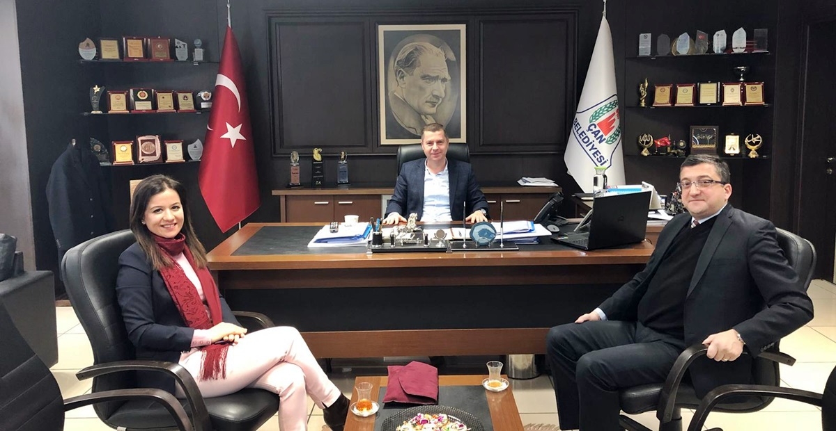 Çan adaylarından örnek buluşma!