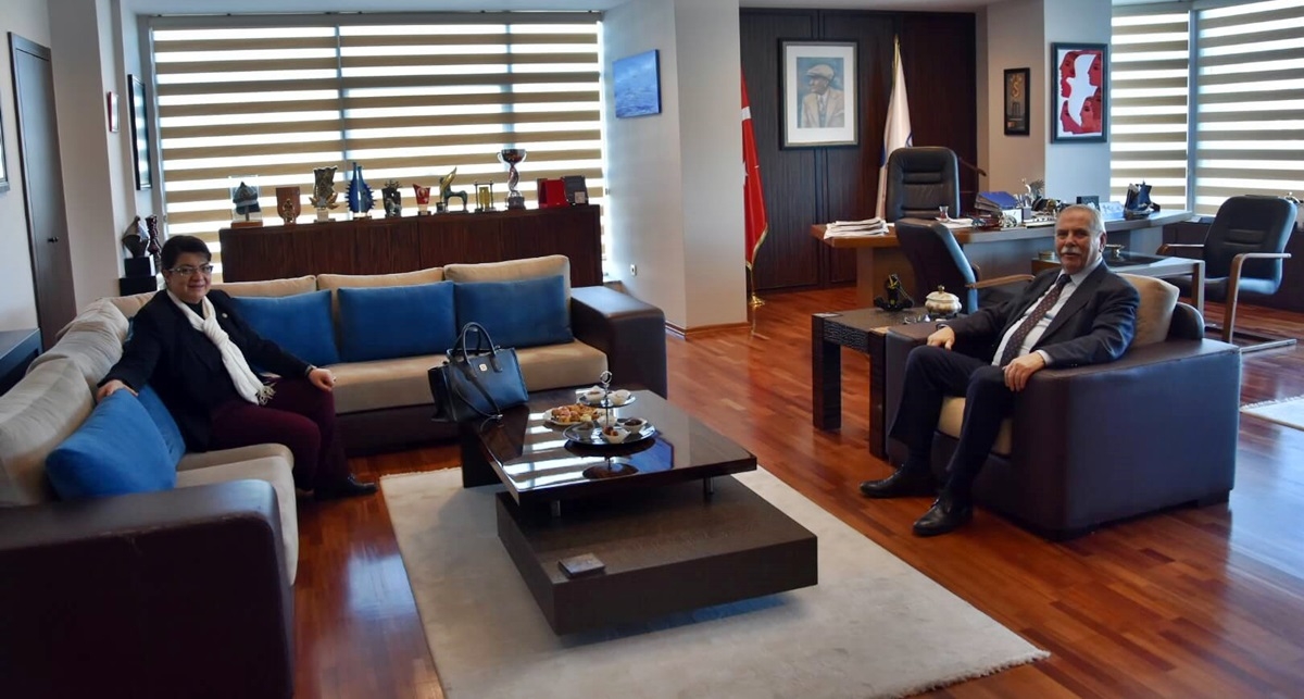 Şahin'den Başkan Gökhan'a ziyaret