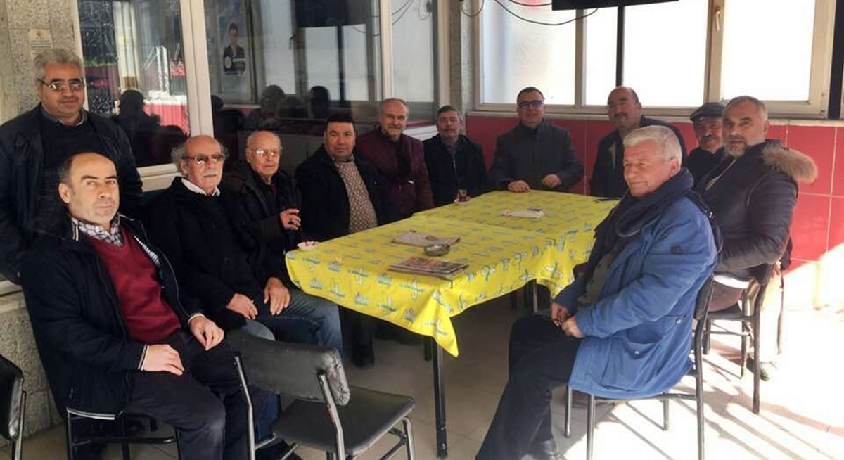Seçmenleriyle buluştu