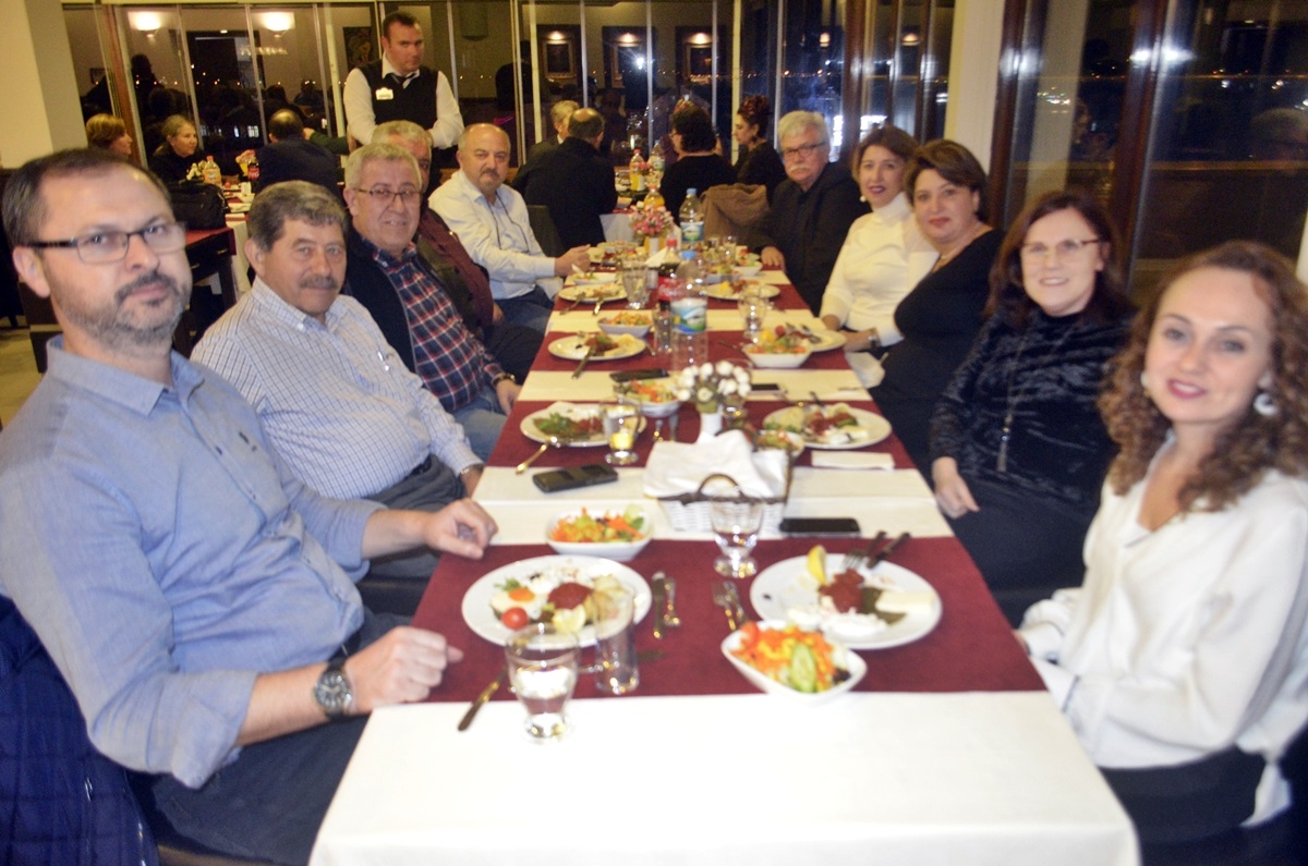 Halk Oyunları ekibi Çanak Otel'de