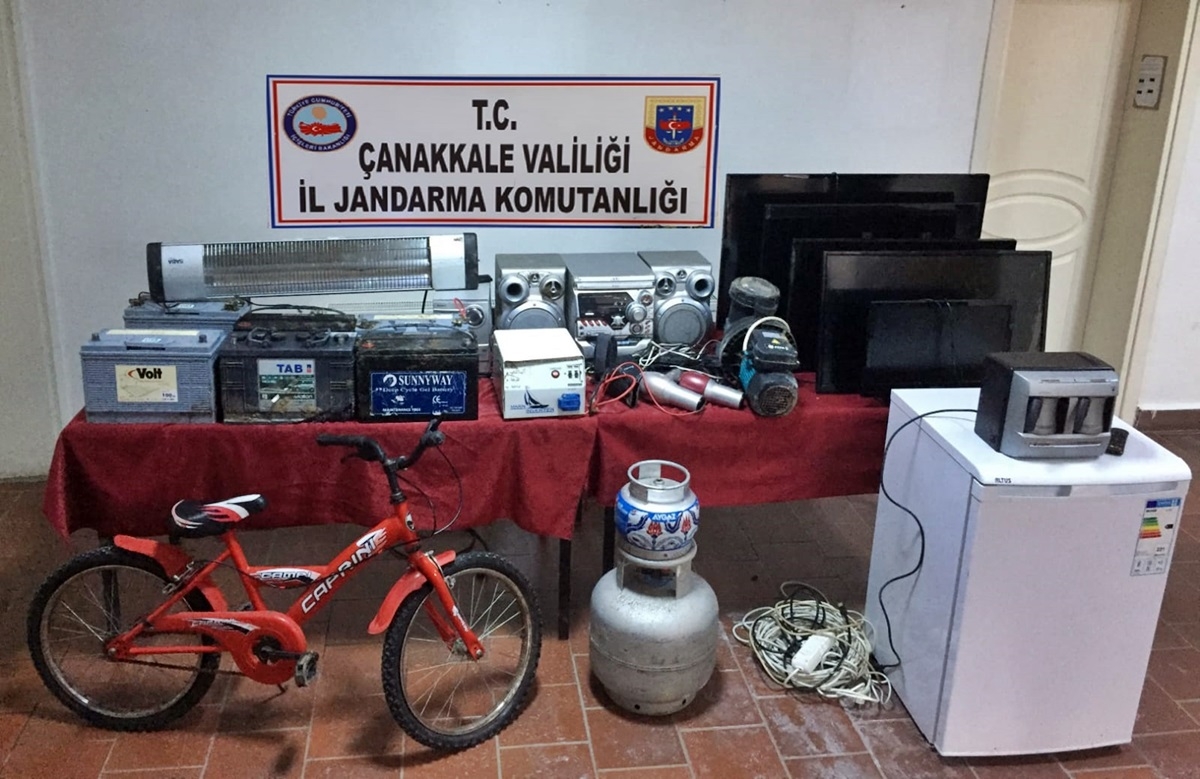 Çala çala geziyorlarmış