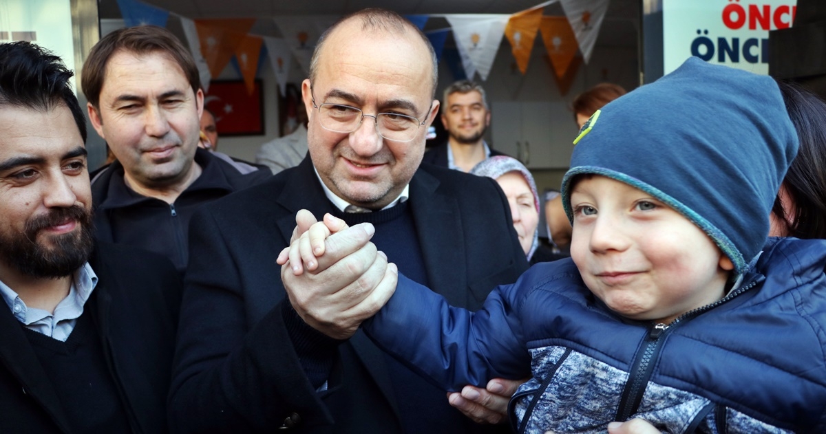 ''Otopark diyemedikleri için özgürlük diyorlar''