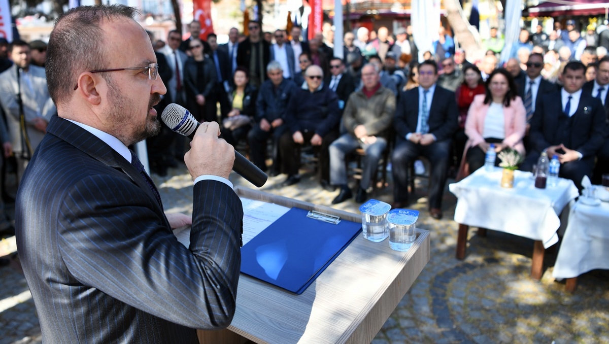Bozcaada’da çiftçilere ayni yardım yapıldı
