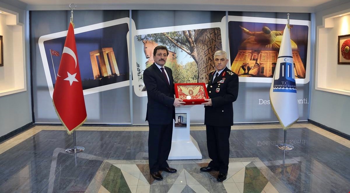 Orgeneral Arif Çetin’den valiliğe ziyaret