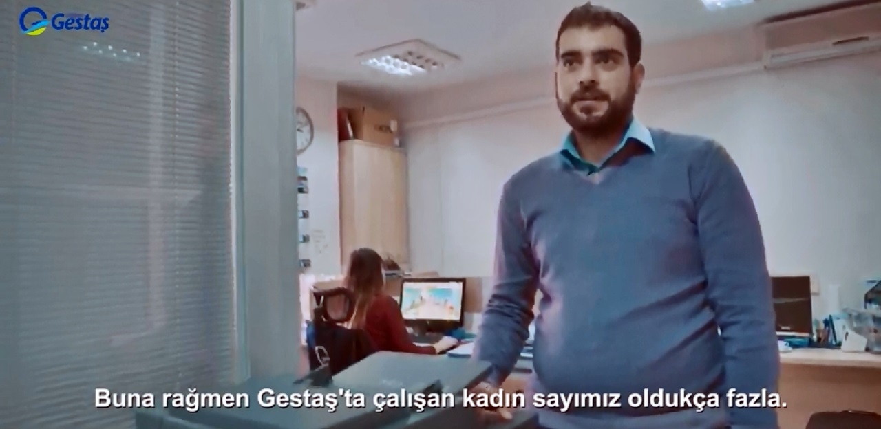 Erkek çalışanlar, kadın mesai arkadaşlarını anlattı