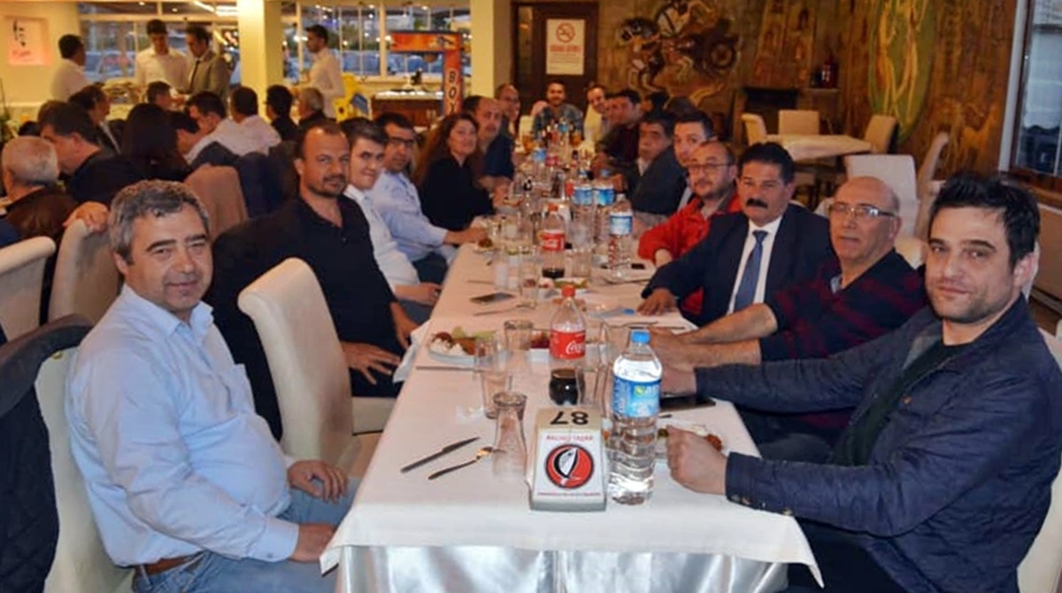 Veda yemeğinde buluştular