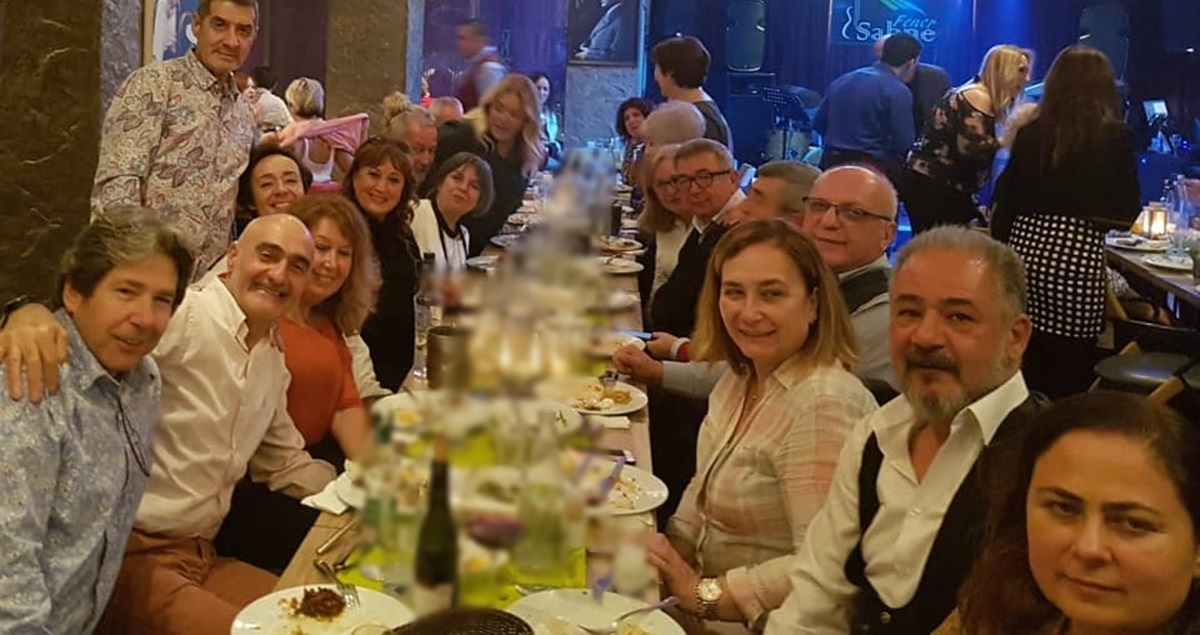 Okul arkadaşları İstanbul’da buluştu