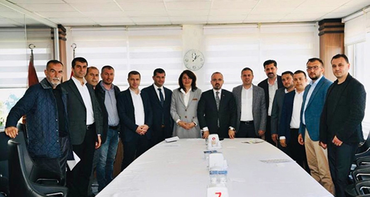 AK Partili başkanlar ve adaylar buluştu