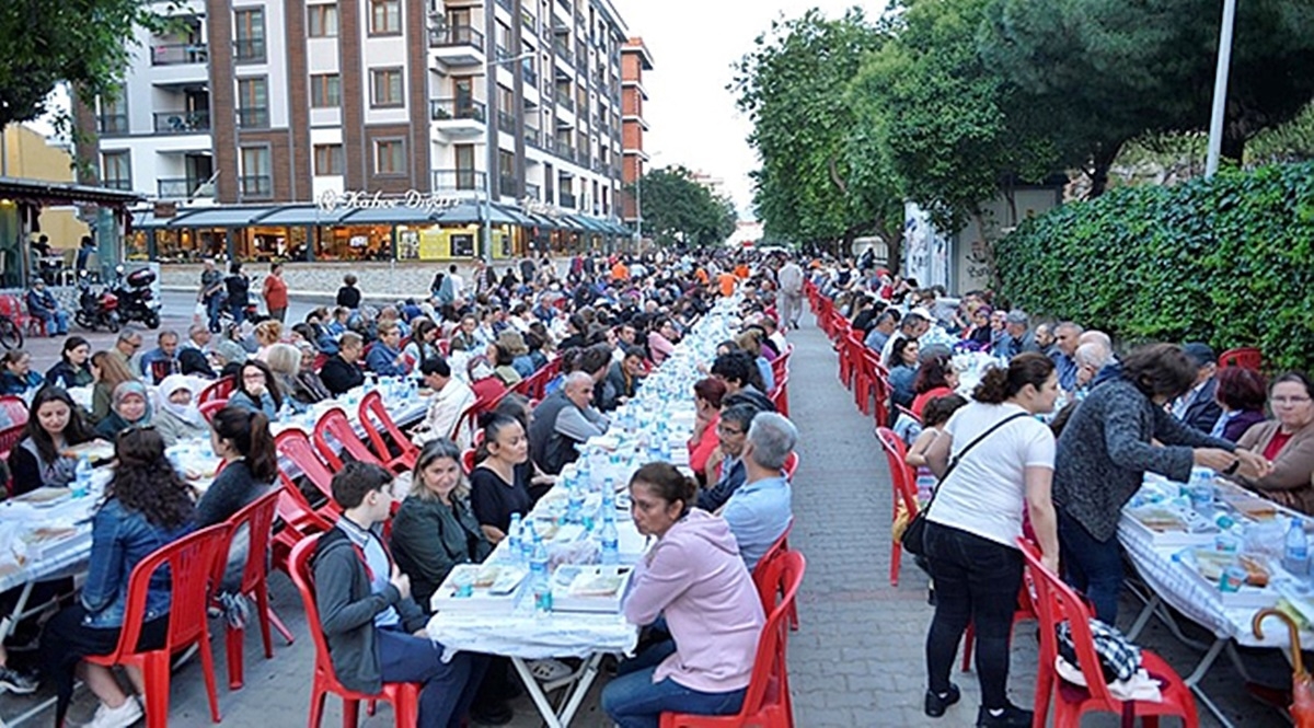 Mahalle iftarları başlıyor