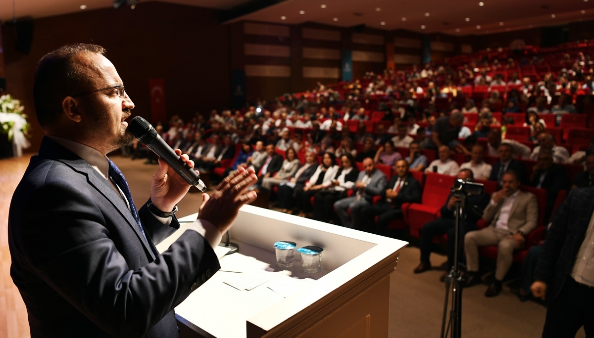 Turan İstanbul’dan değerlendirdi