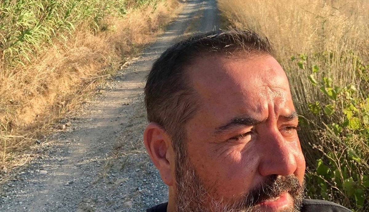“Aşığınım Tenedos”