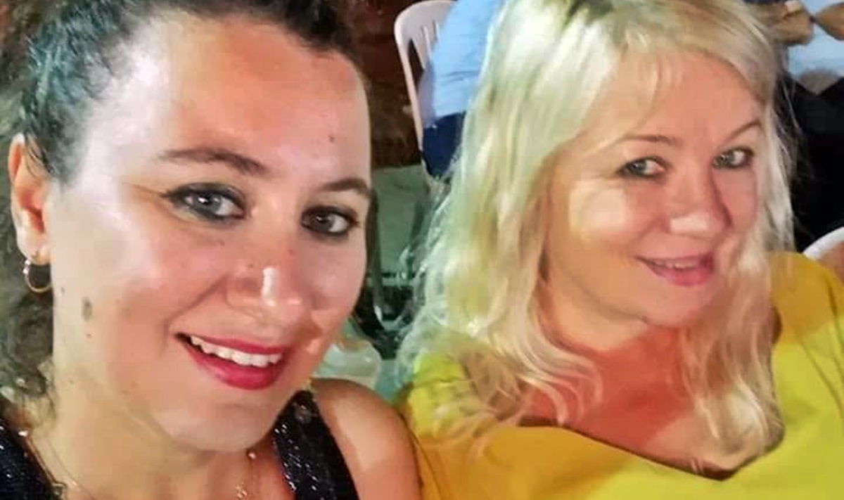 Anne-kız çok güzelsiniz