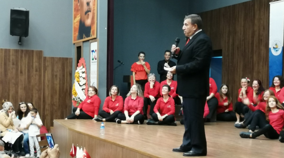 Prof. Dr. Üstün Dökmen Çanakkale’de