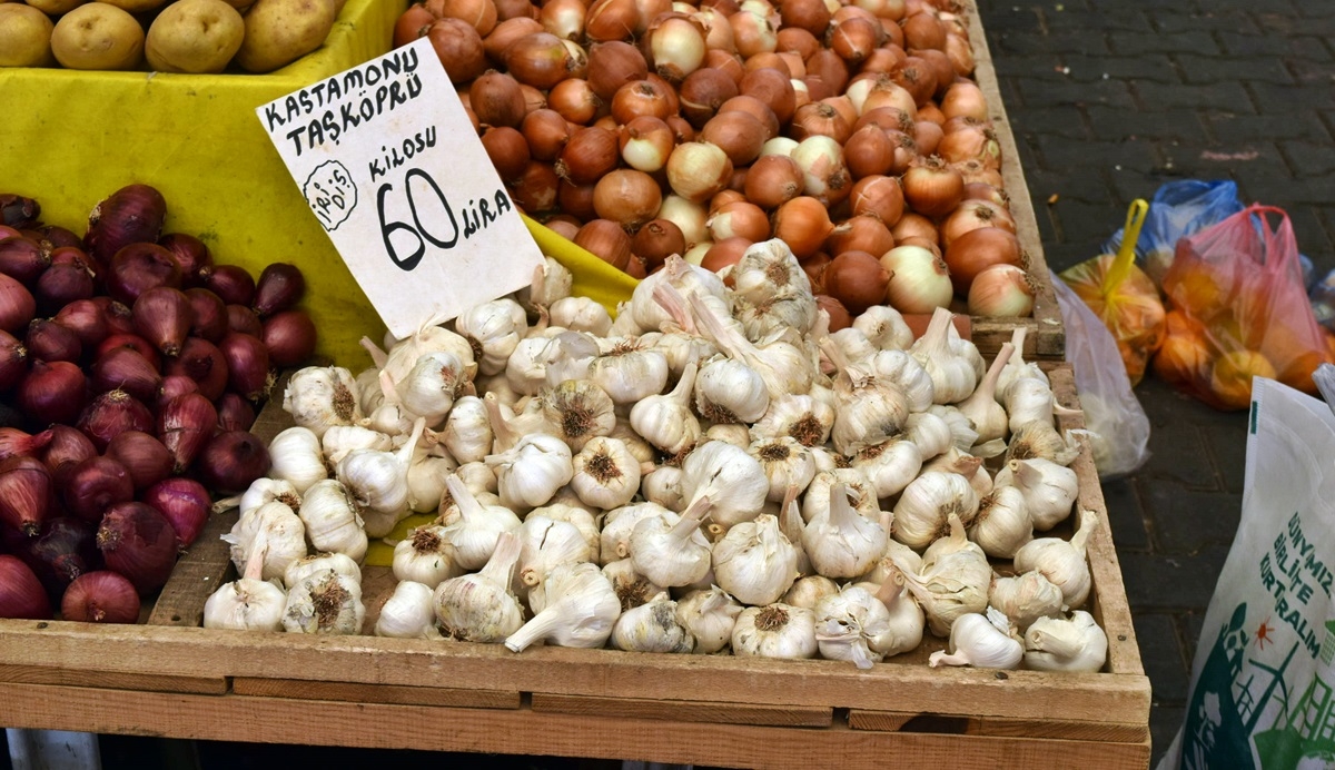 Zam şampiyonu ucuzladı