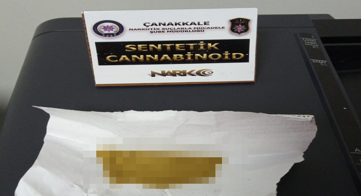 Uyuşturucu ticaretine iki tutuklama