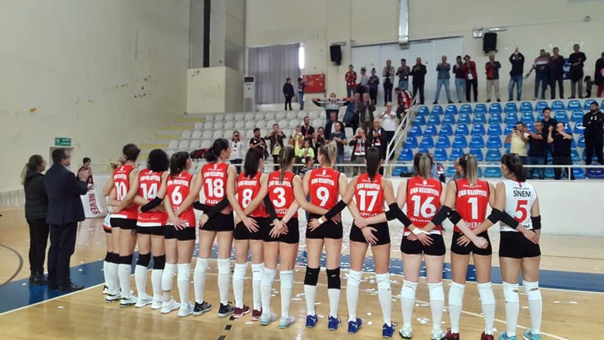 Derbinin galibi Kale 1957