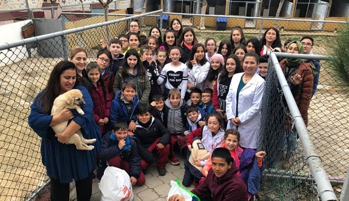 Can dostlarını ziyaret ettiler