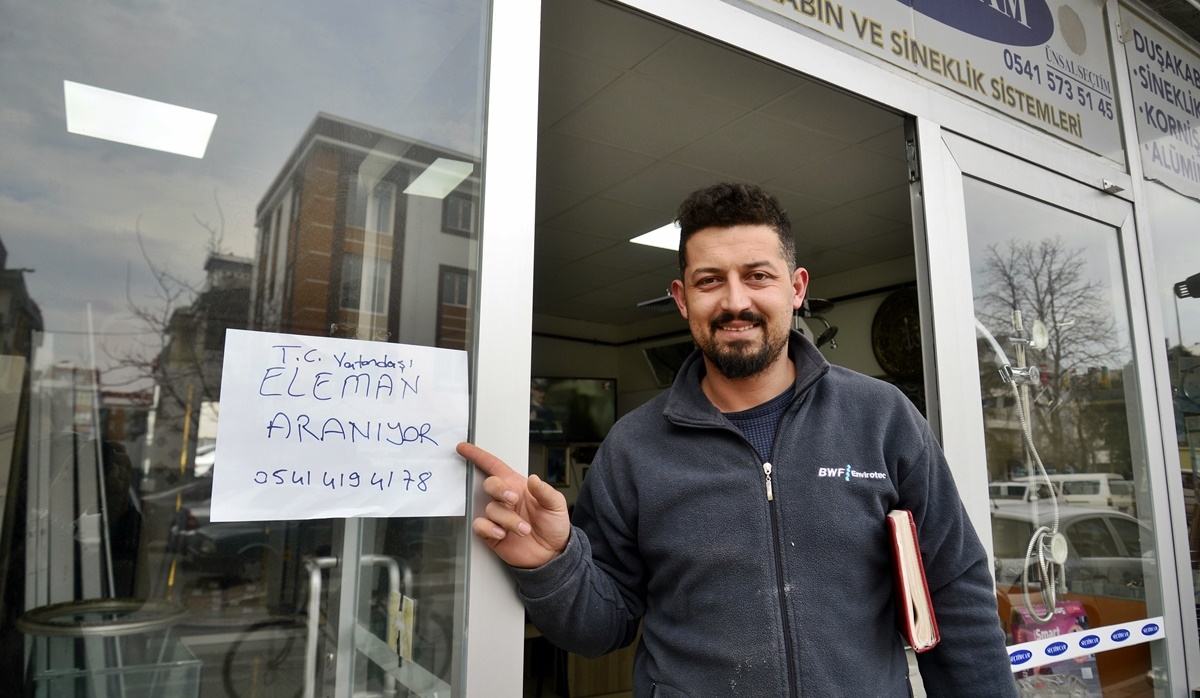 Türk olmayanı işe almayacak