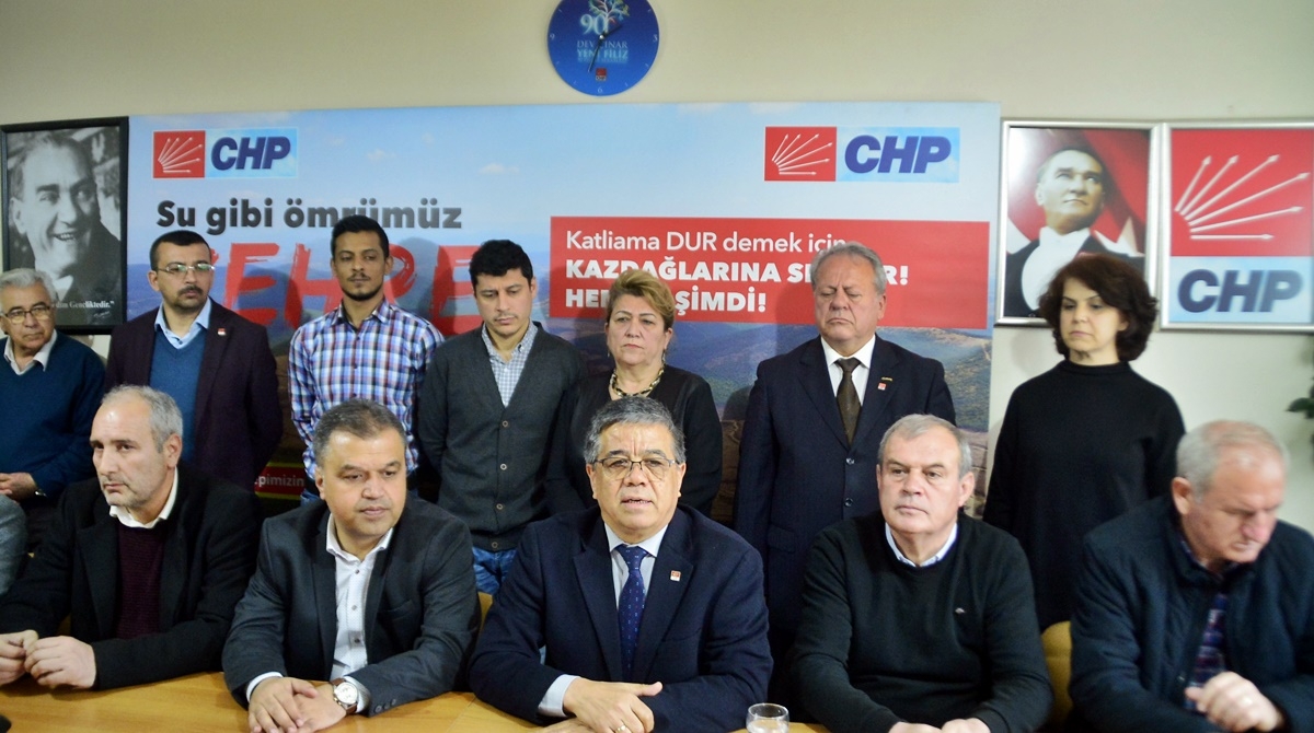 CHP İl Örgütü Gökhan’ın arkasında (VİDEO)