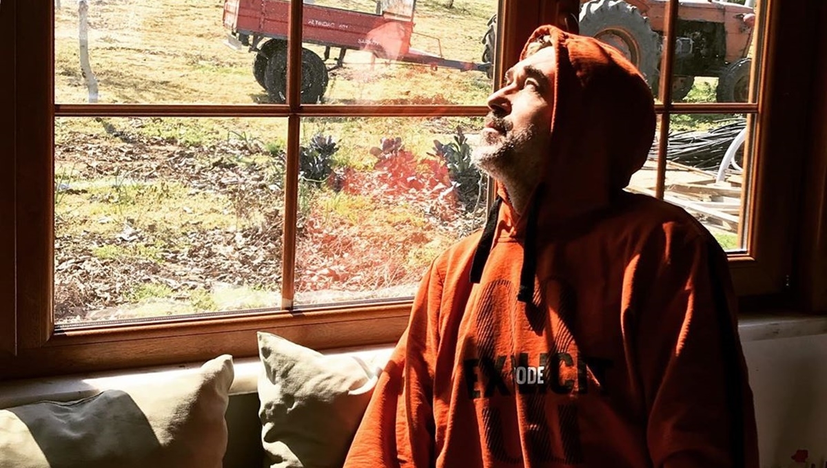 Ünlü oyuncu Çanakkale'de çiftliğinde