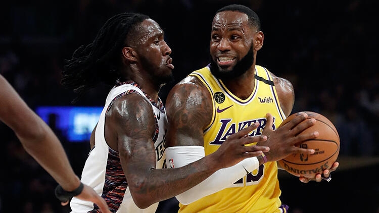 NBA’de takımlar tesisleri kapatıyor