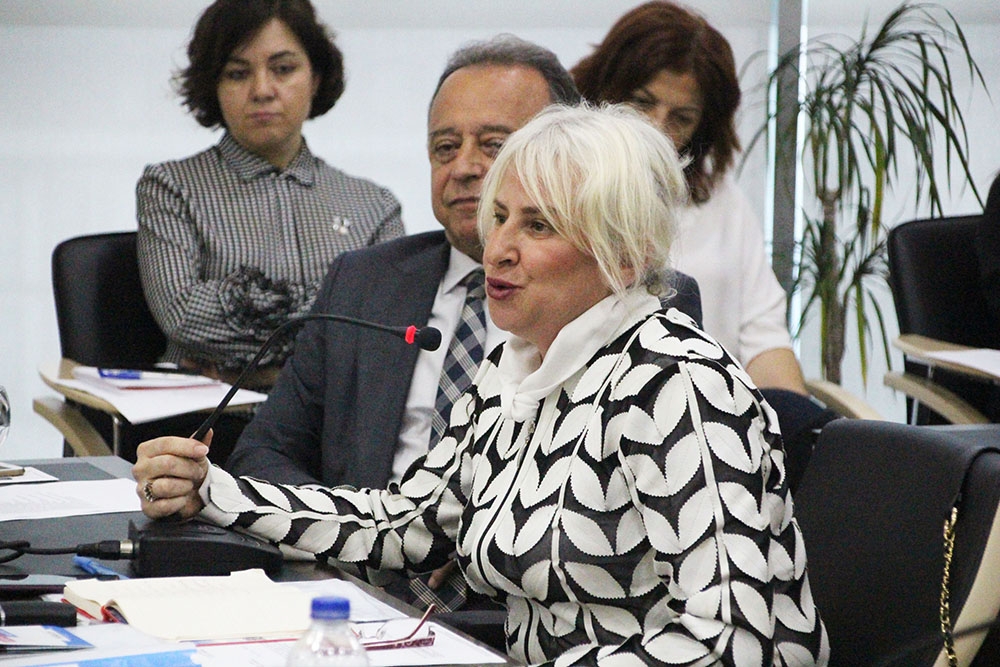 AK Partili Yüksel'den belediyeye 'Sosyal Konutlar' çağrısı