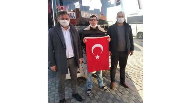 Askerliğe uğurladı