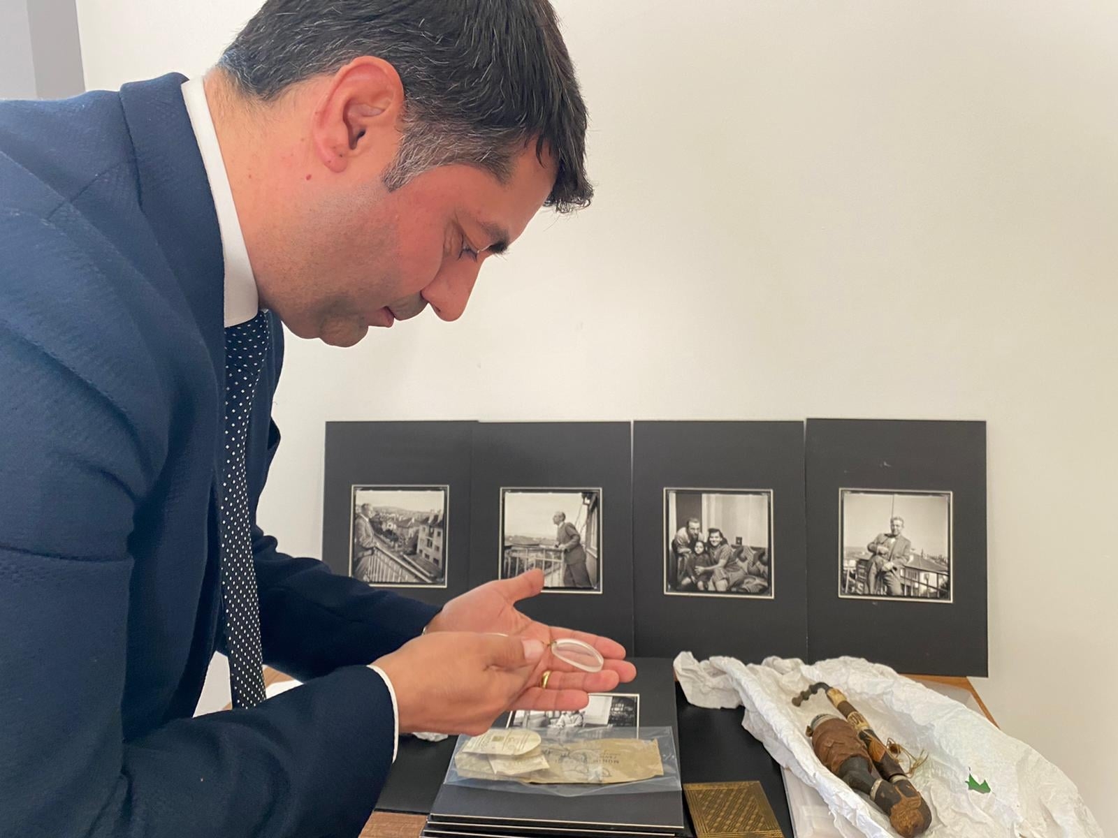 Sabahattin Ali’nin gözlüğünü paylaştı