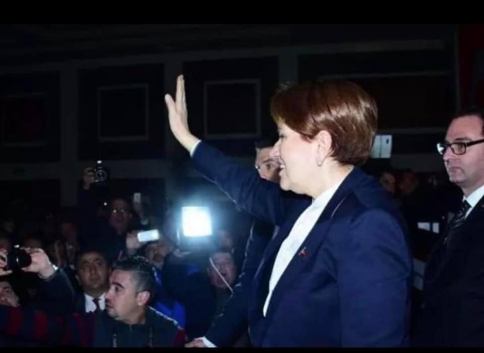 Yıldızlar’dan 11 Şubat paylaşımı