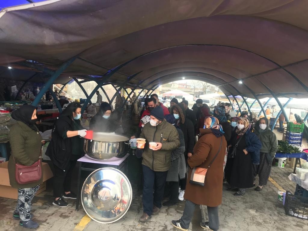 Gelenek sürüyor