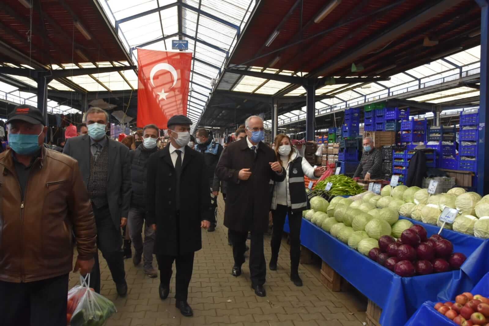 Vali Aktaş ve Başkan Gökhan’dan pazar ziyaretleri