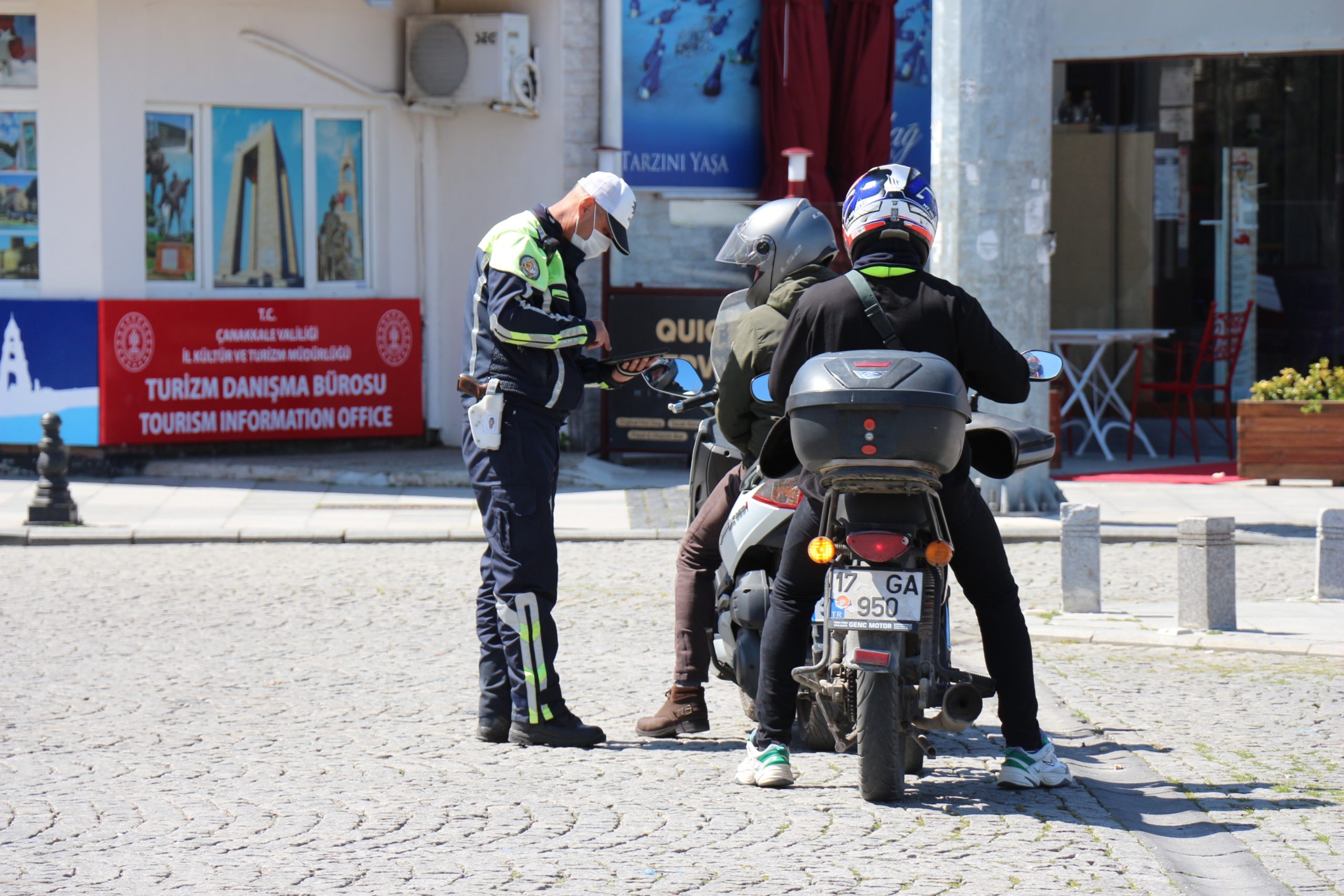 Emniyet’ten kısıtlama denetimleri