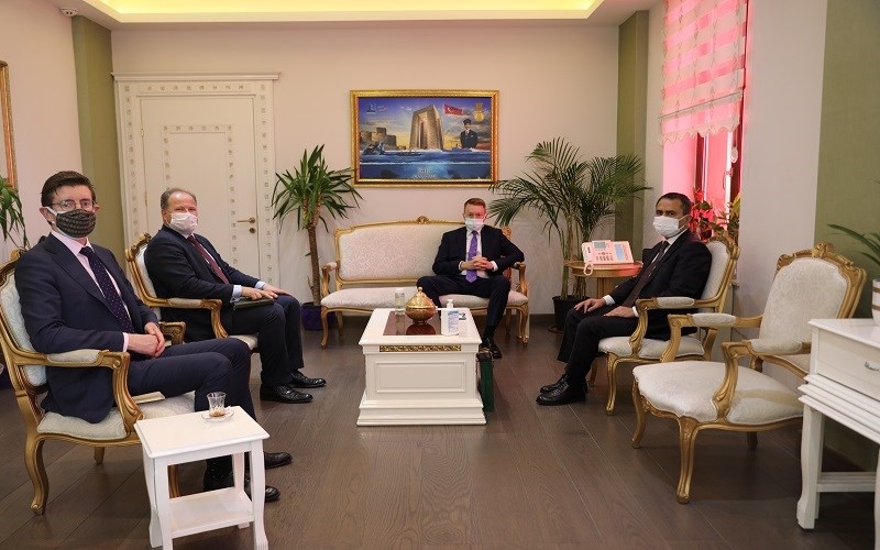 Avustralya Büyükelçisi’nden Vali Aktaş’a ziyaret