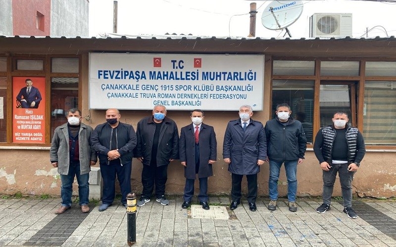 Vali Aktaş, Roman vatandaşlarla bir araya geldi