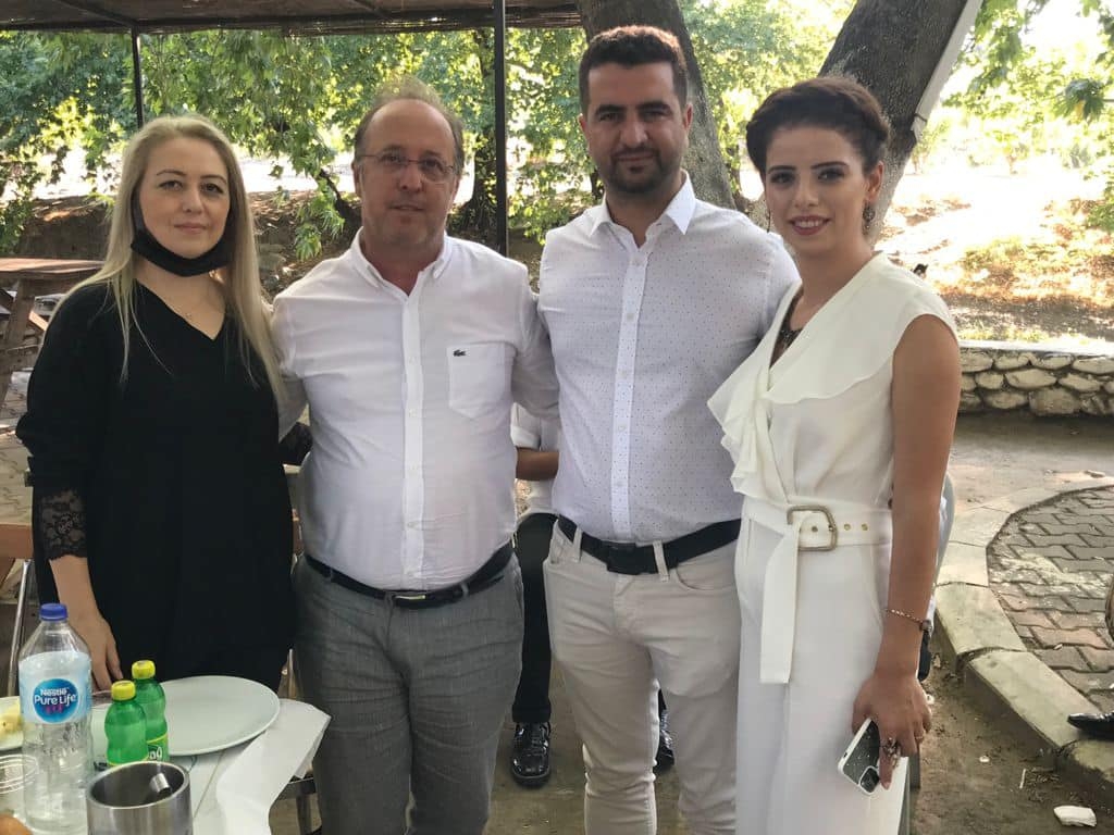 Düğüne katıldı