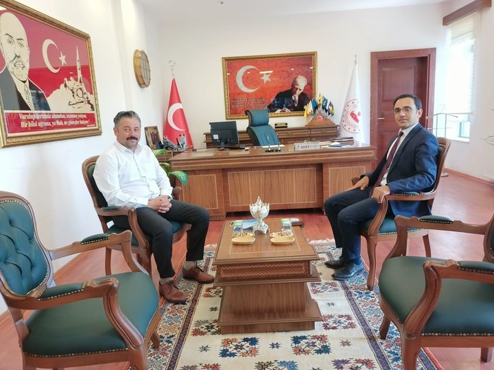 Yeni atanan kaymakama başarılar diledi