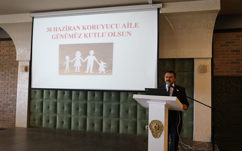 Koruyucu aileler ile bir araya gelindi