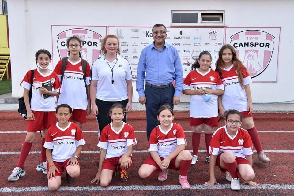Çanspor kız futbol takımı faaliyete geçiyor