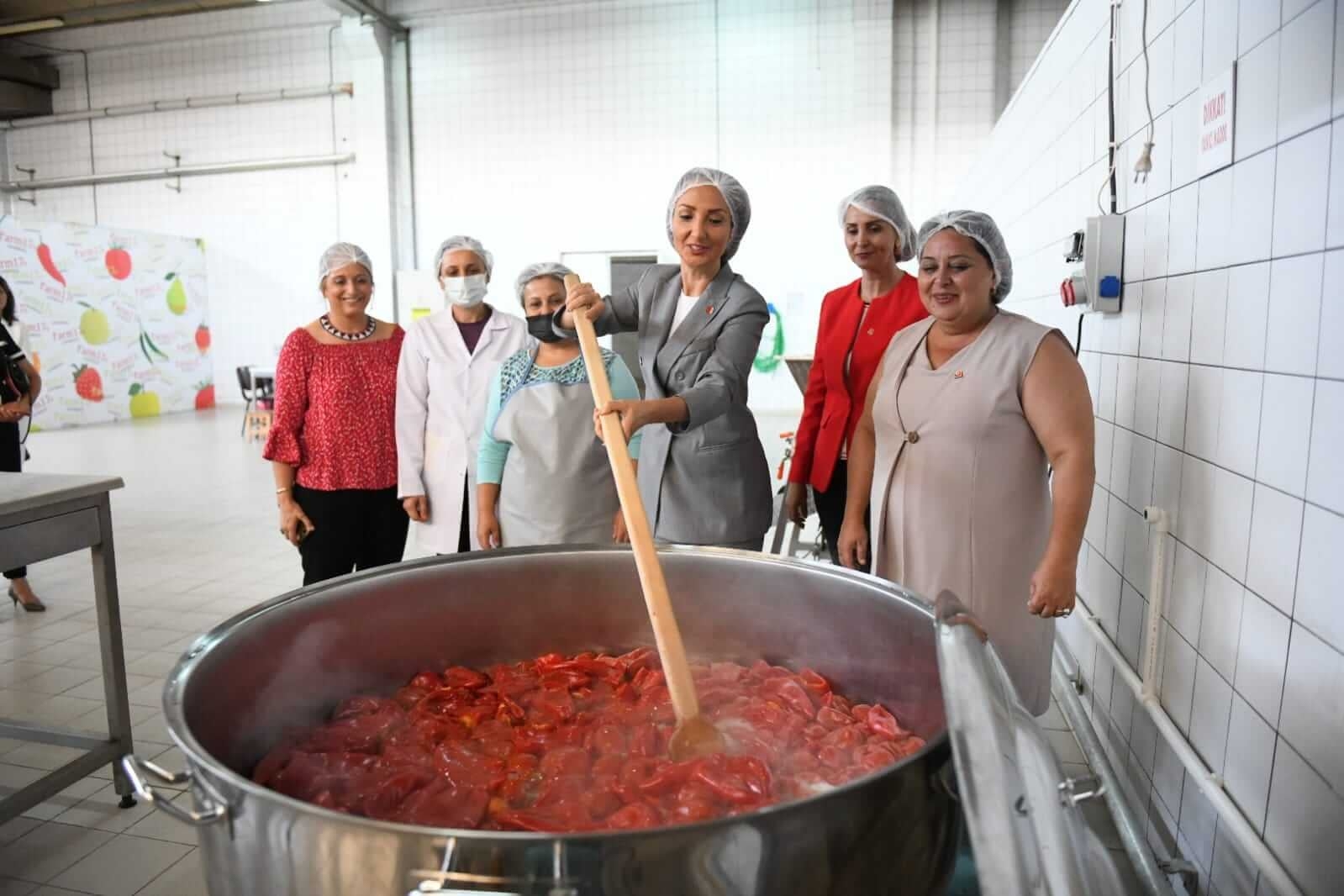 Aylin Nazlıaka dev kazanın başında