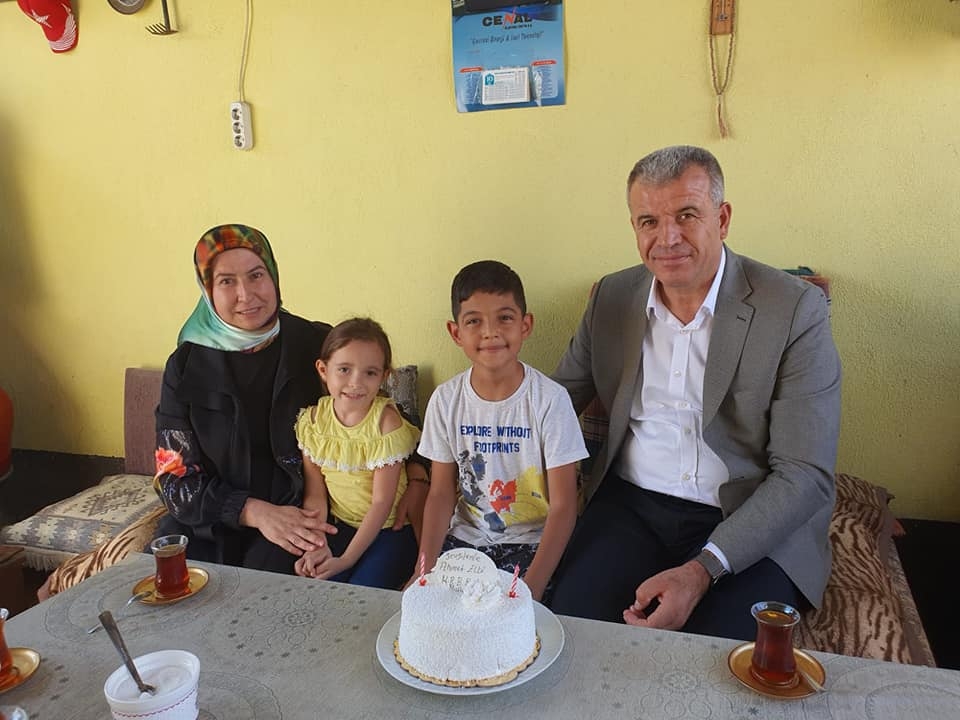 Minik Toprak’a sürpriz